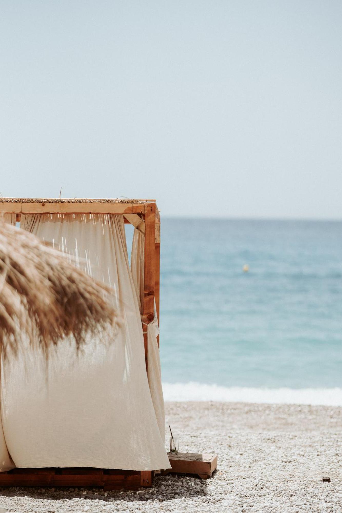 Palladium Beach Hotel- Private Beach Included Dhërmi Kültér fotó