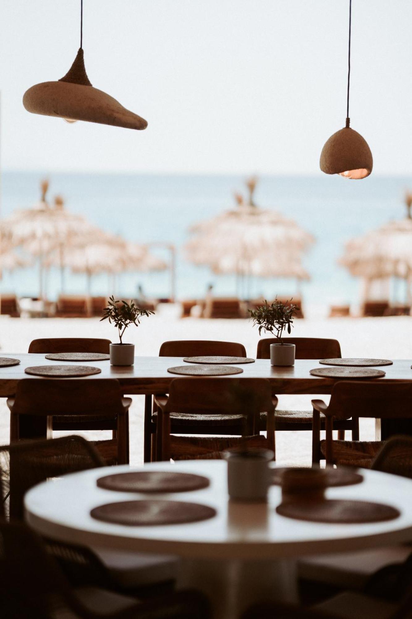 Palladium Beach Hotel- Private Beach Included Dhërmi Kültér fotó