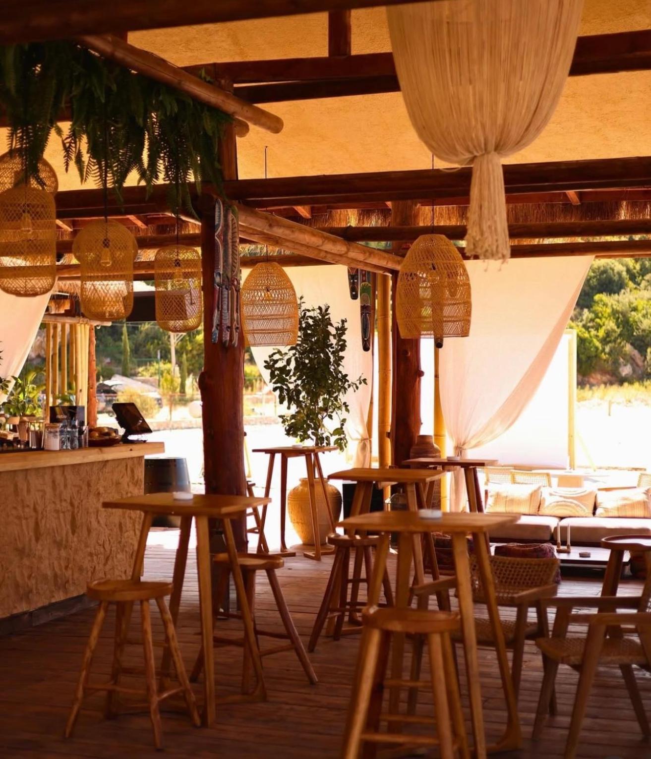 Palladium Beach Hotel- Private Beach Included Dhërmi Kültér fotó