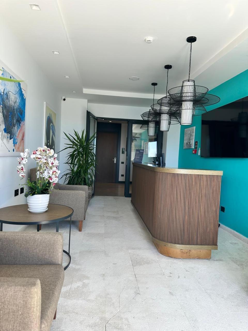 Palladium Beach Hotel- Private Beach Included Dhërmi Kültér fotó