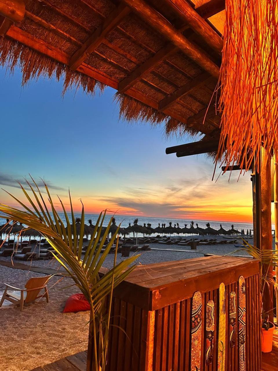 Palladium Beach Hotel- Private Beach Included Dhërmi Kültér fotó